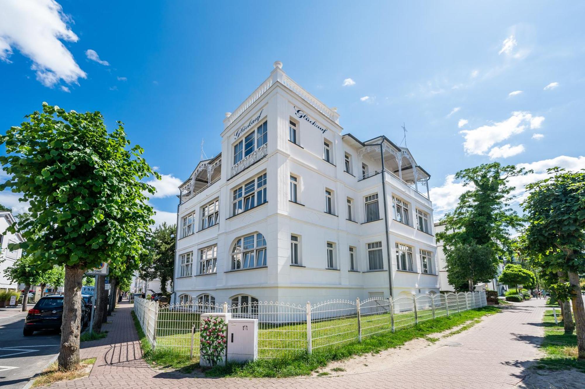 Strandvilla Glueckauf Binz Luaran gambar