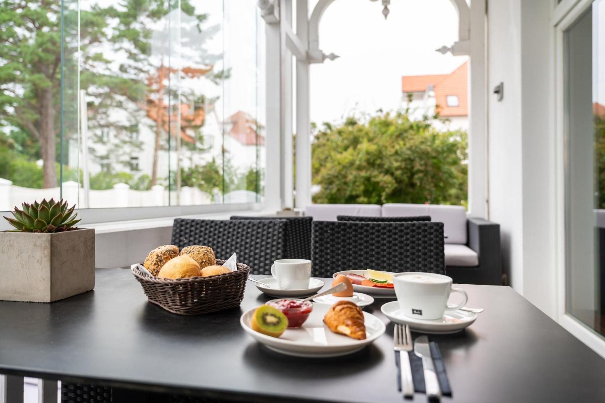 Strandvilla Glueckauf Binz Luaran gambar